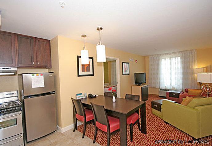 Towneplace Suites Columbia Southeast / Fort Jackson Room photo